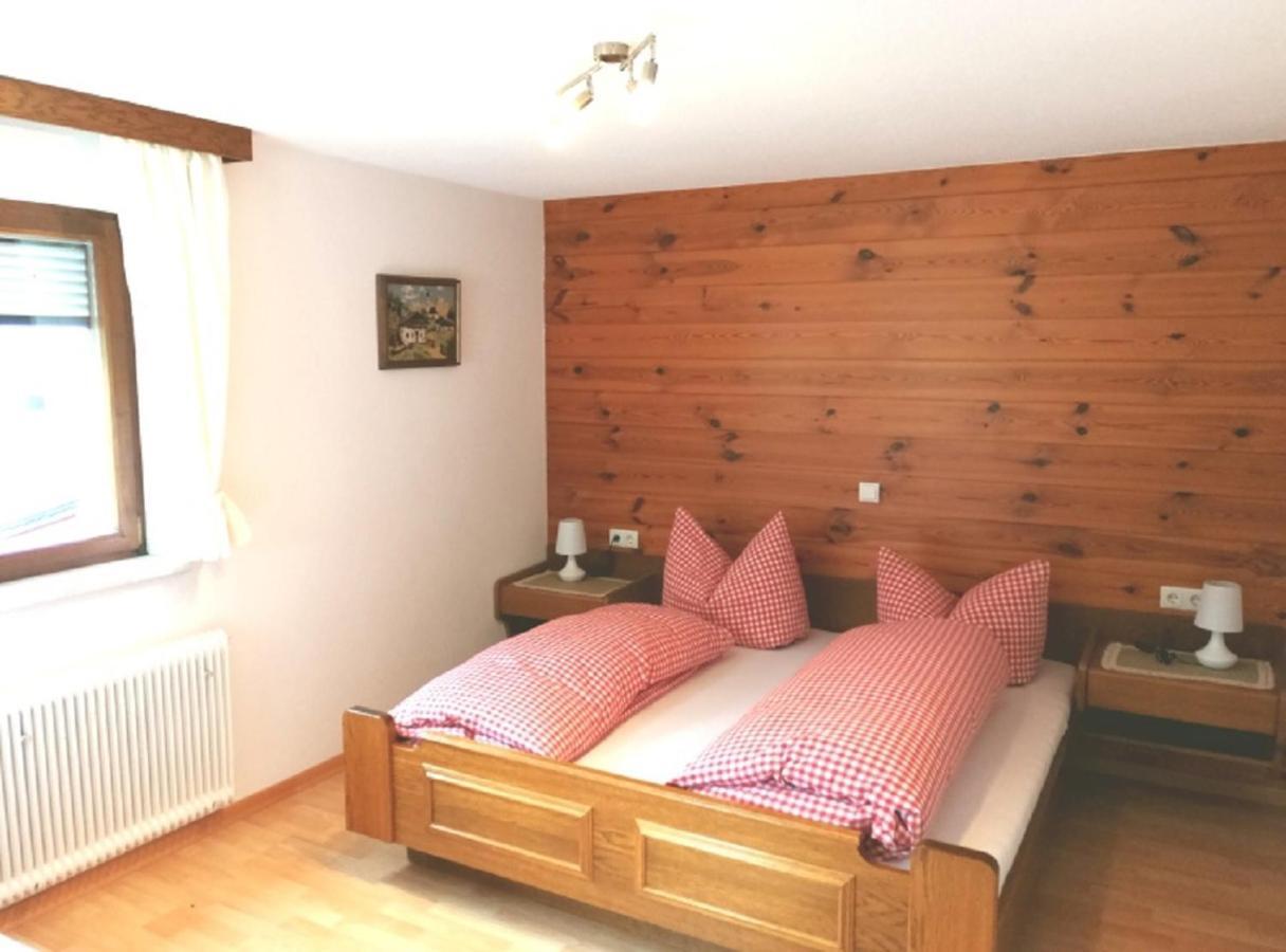 Haus Hubertus Apartment Schruns Bagian luar foto
