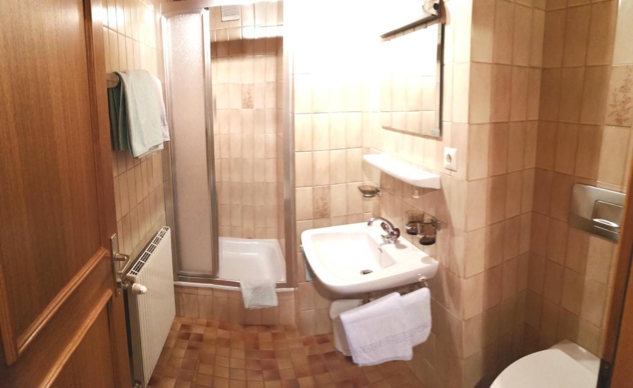 Haus Hubertus Apartment Schruns Bagian luar foto